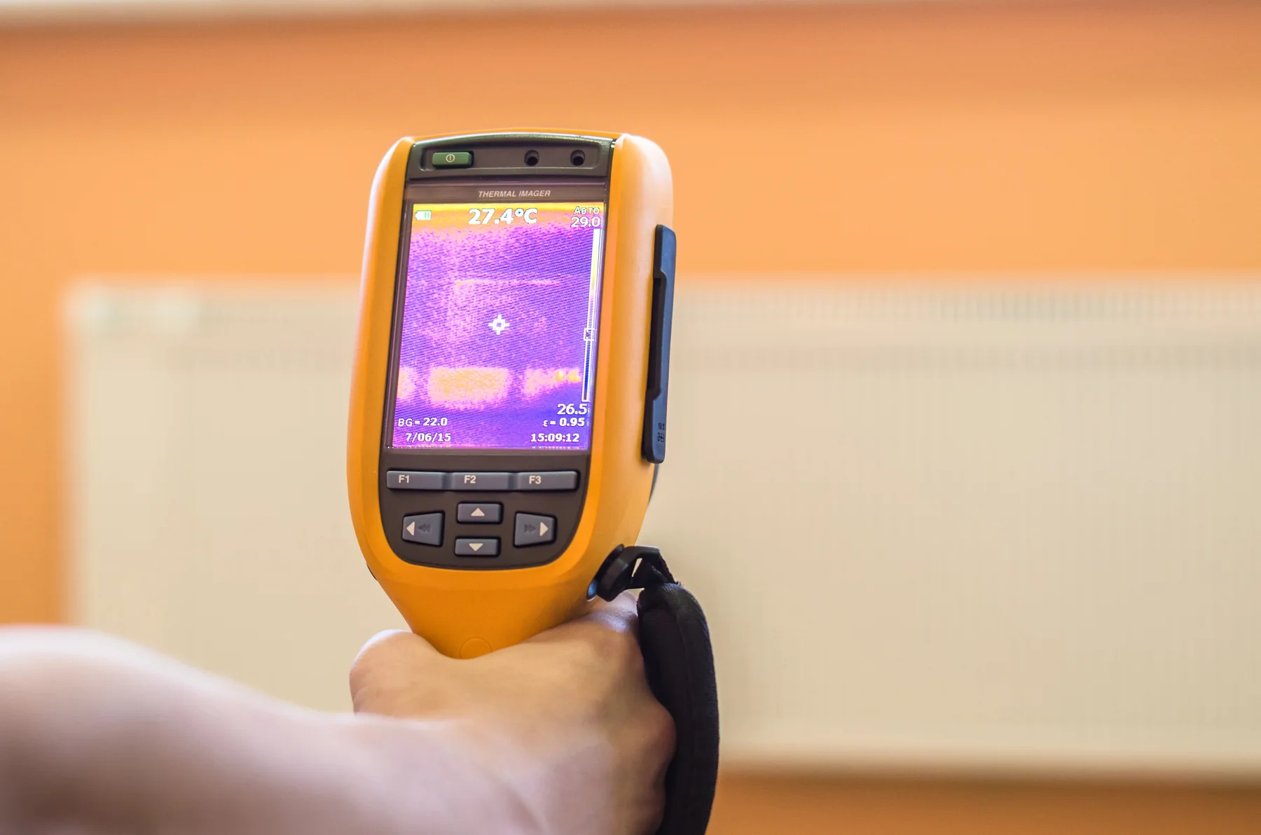 Thermal imaging used to diagnose radiator performance